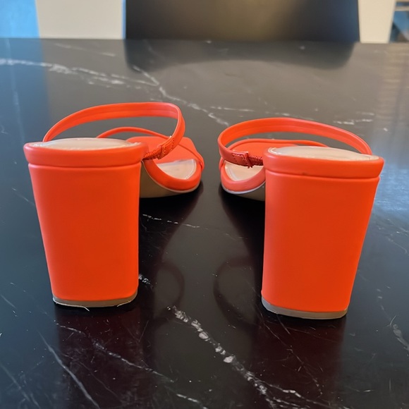 ORANGE HEEELS - Picture 3 of 5